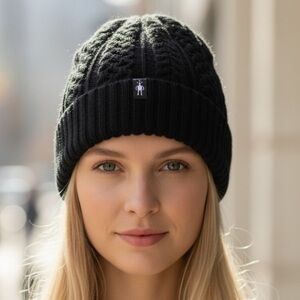 Smartwool Black cable Knit merino wool outdoor gorpcore Beanie